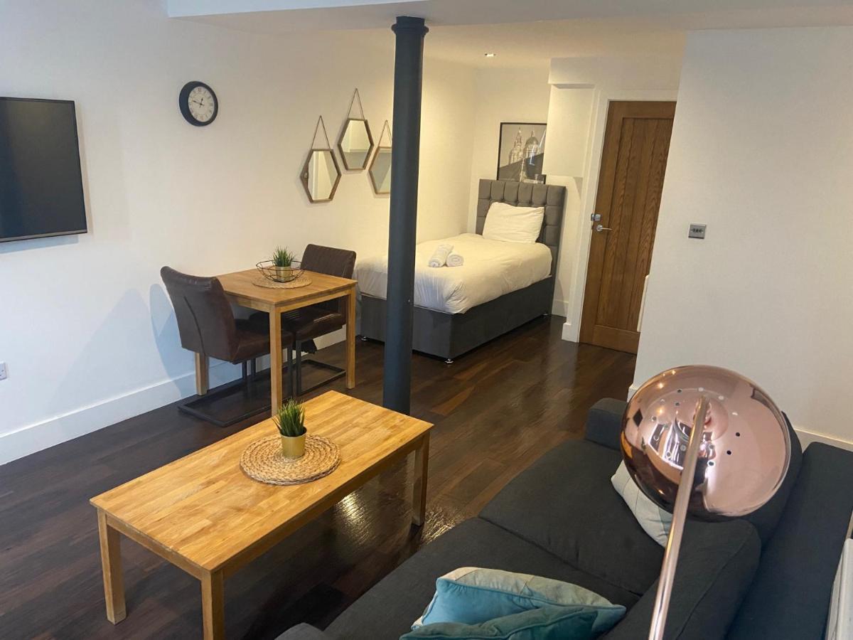 Central Aparthotel By Ustay Liverpool Dış mekan fotoğraf